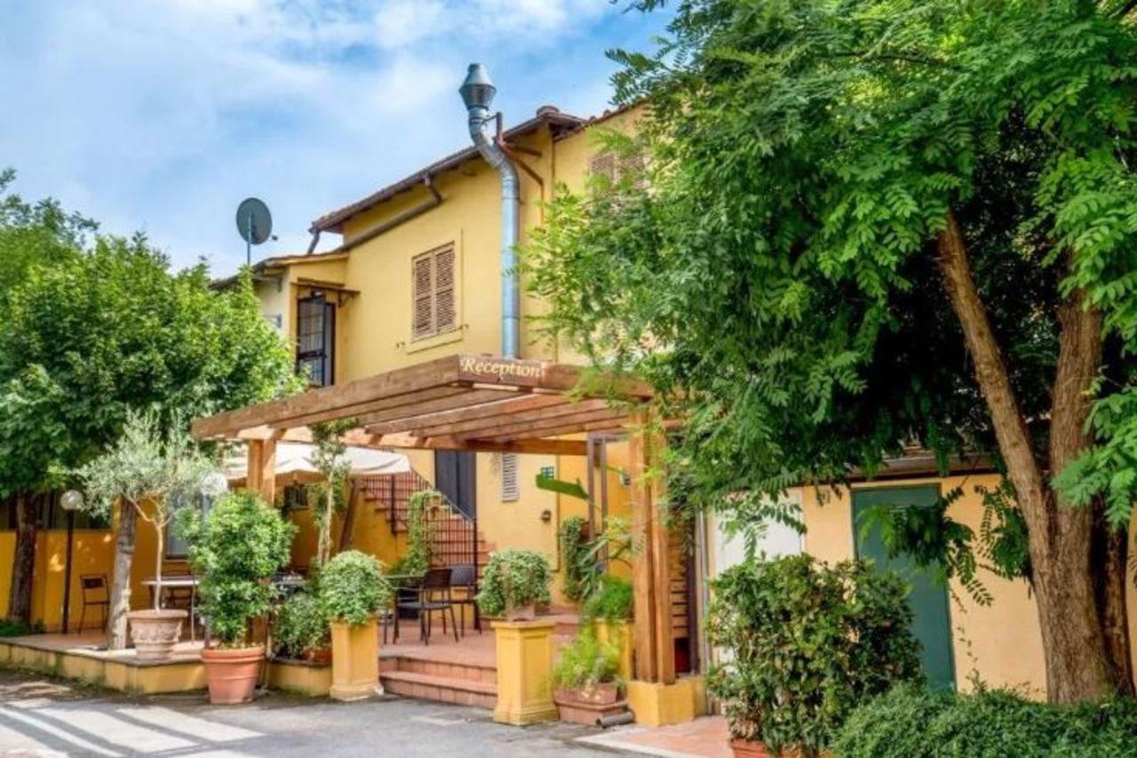 Hotel Orto Di Roma Esterno foto