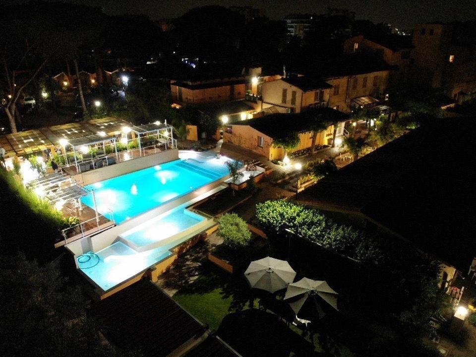 Hotel Orto Di Roma Esterno foto