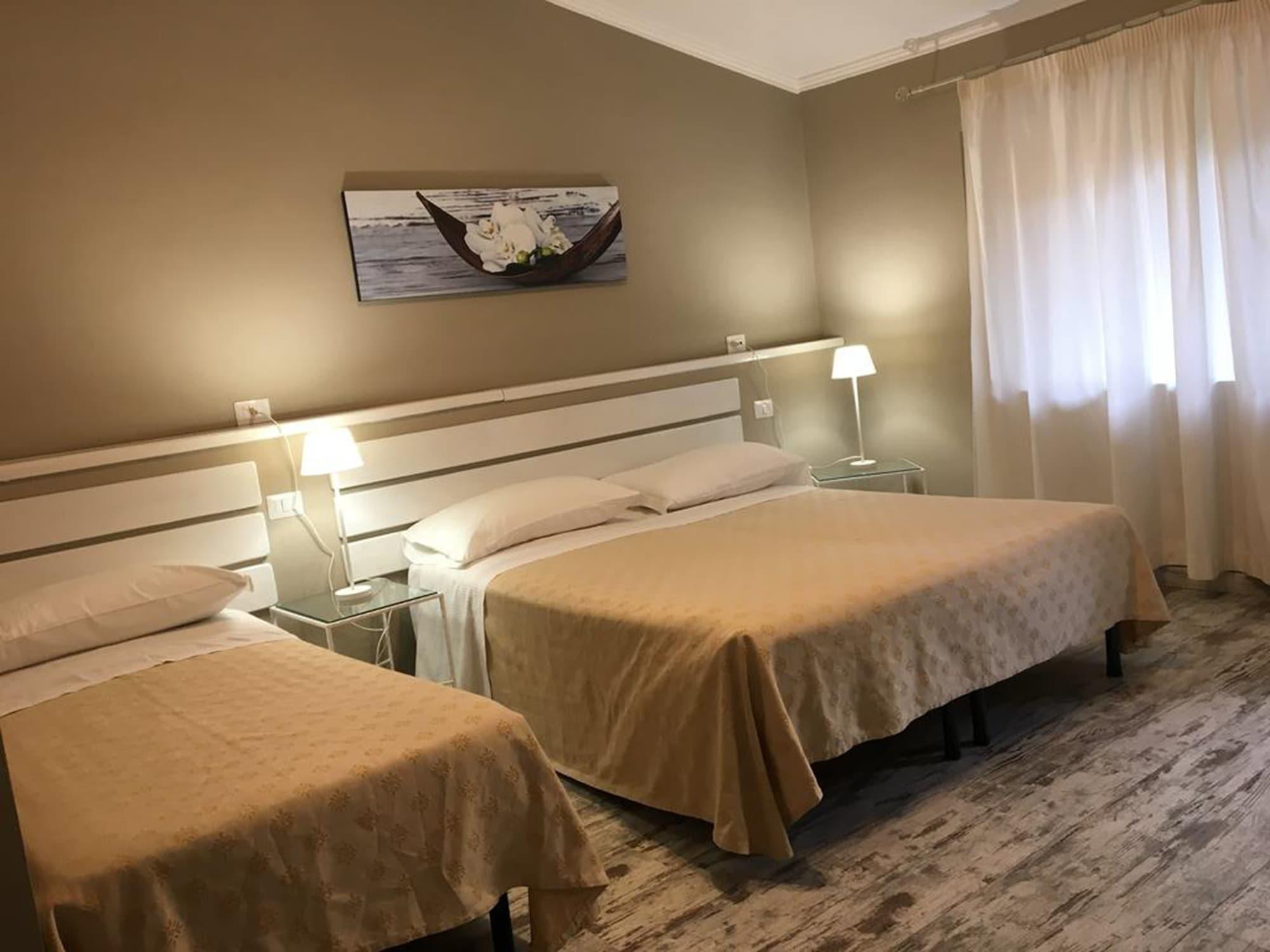 Hotel Orto Di Roma Esterno foto