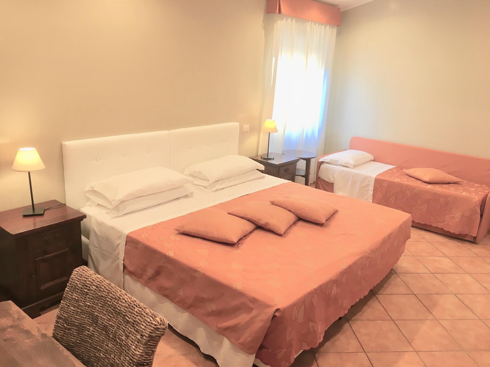 Hotel Orto Di Roma Esterno foto
