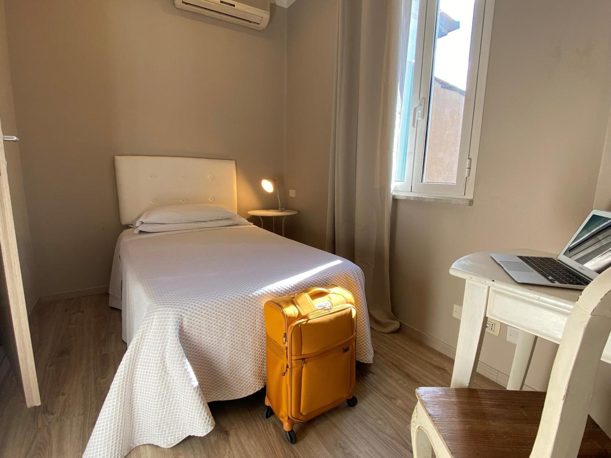 Hotel Orto Di Roma Esterno foto