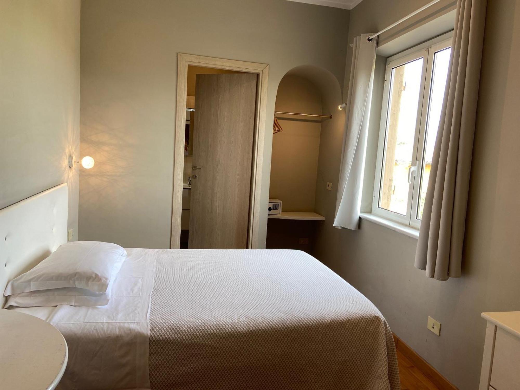 Hotel Orto Di Roma Esterno foto