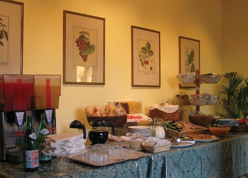 Hotel Orto Di Roma Esterno foto