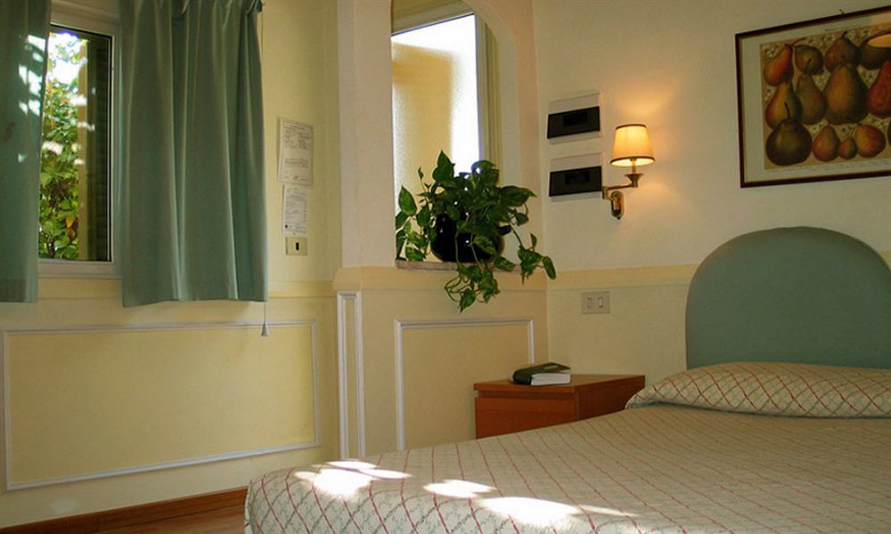 Hotel Orto Di Roma Camera foto